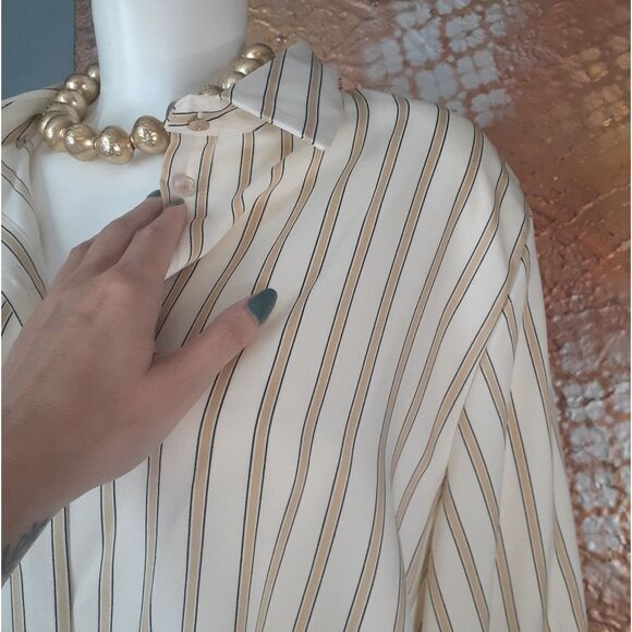 Zara Oversized Striped Cream Button-Up Blouse - Picture 11 of 14
